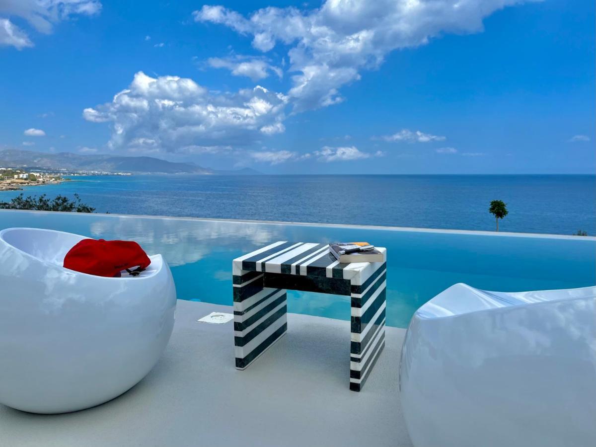 Kuro Beach House - Oceanfront Luxury & 25M Pool Achlia エクステリア 写真