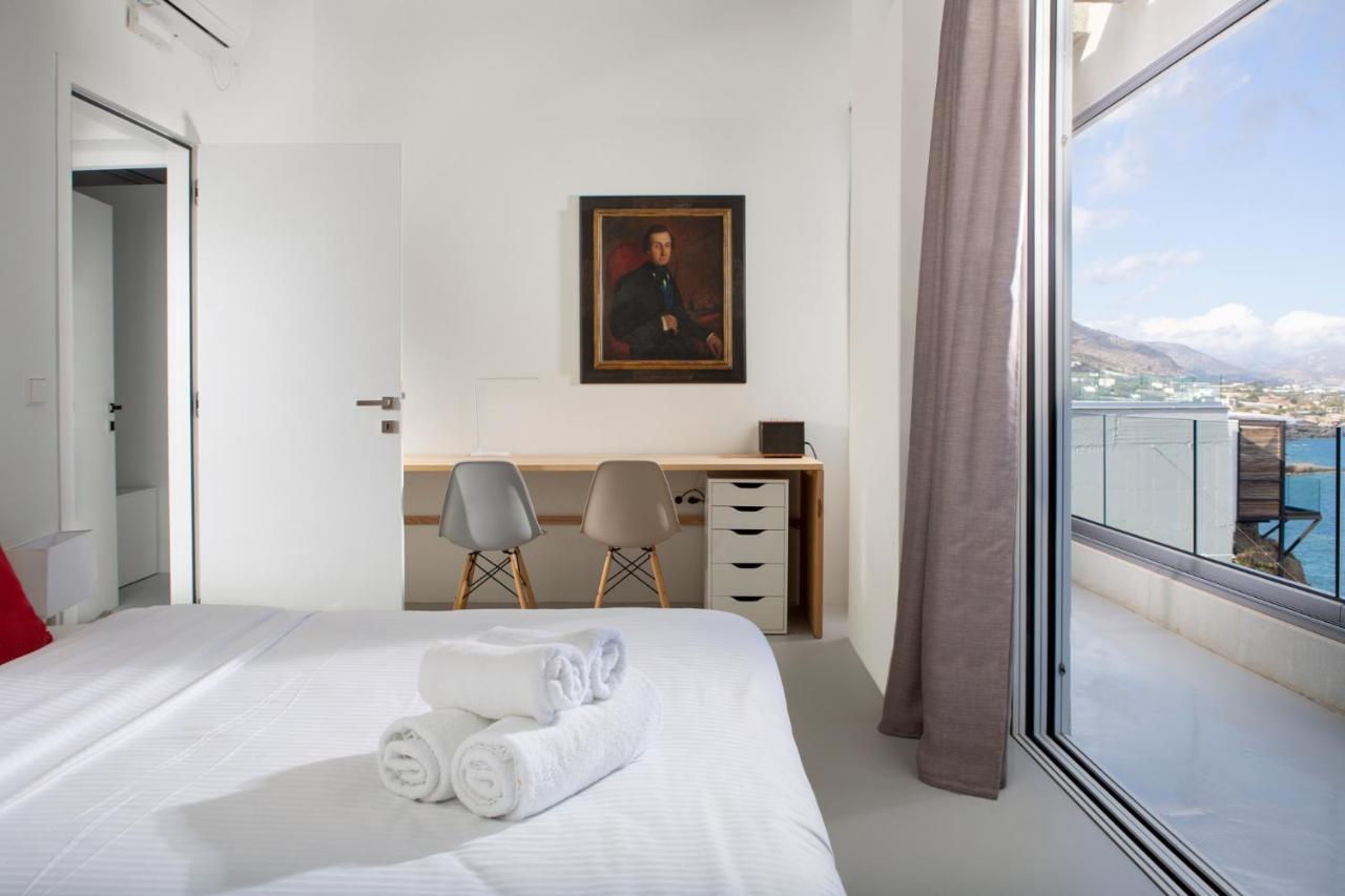 Kuro Beach House - Oceanfront Luxury & 25M Pool Achlia エクステリア 写真