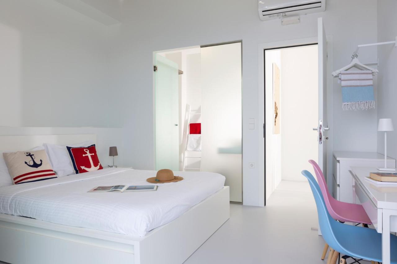 Kuro Beach House - Oceanfront Luxury & 25M Pool Achlia エクステリア 写真
